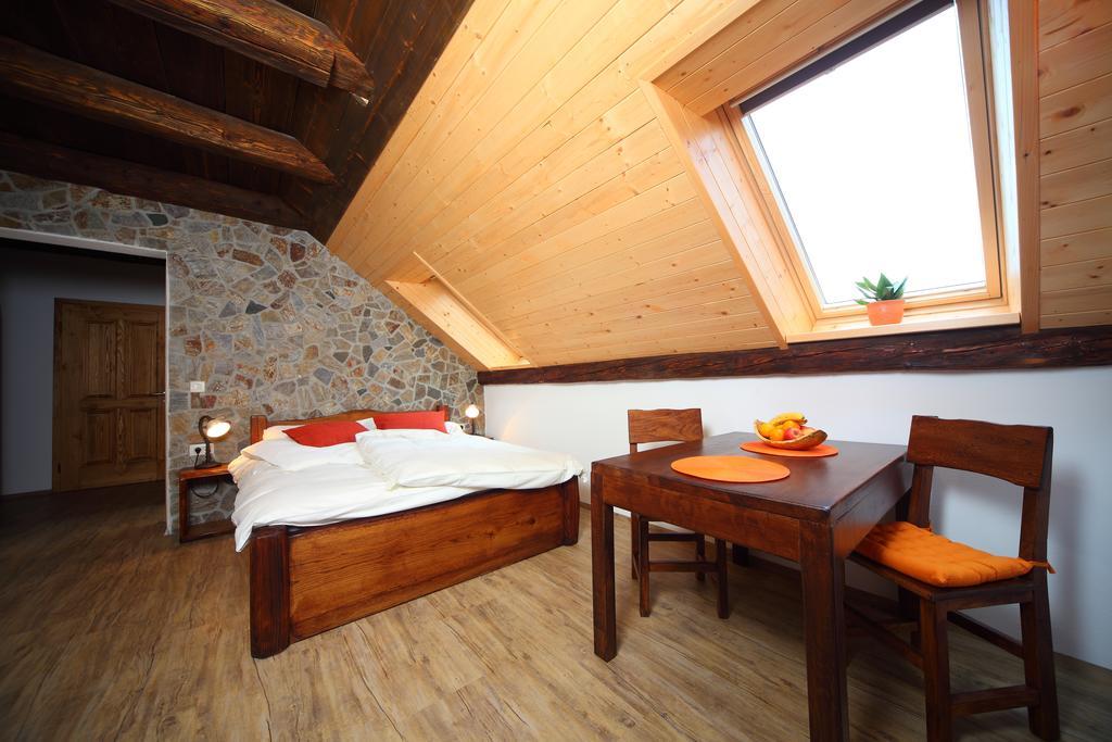 קרנייסקה גורה Pod Ponco Apartments מראה חיצוני תמונה